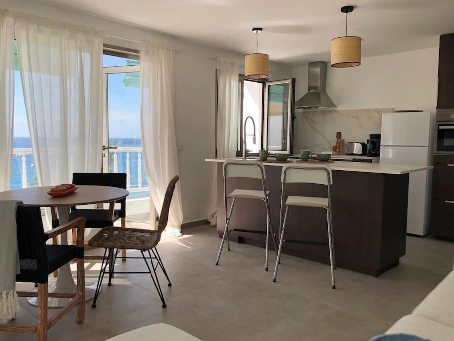 Casa Alejandro 5 Las Vistas Лос Кристианос Екстериор снимка